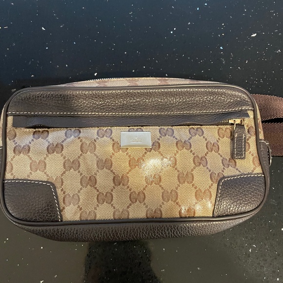 Gently used Gucci belt bag - Picture 1 of 7